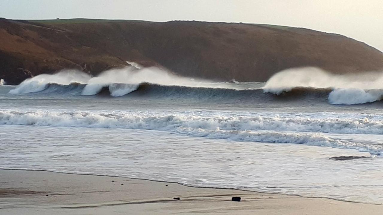 A Beach Holiday In Pembrokeshire Εξωτερικό φωτογραφία